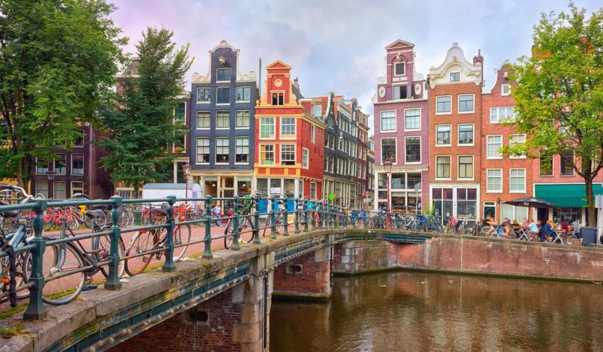 Best Attractions in Amsterdam - The Ultimate Guide 2022