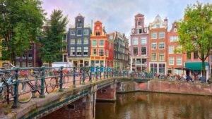 Read more about the article Best Attractions in Amsterdam – The Ultimate Guide
