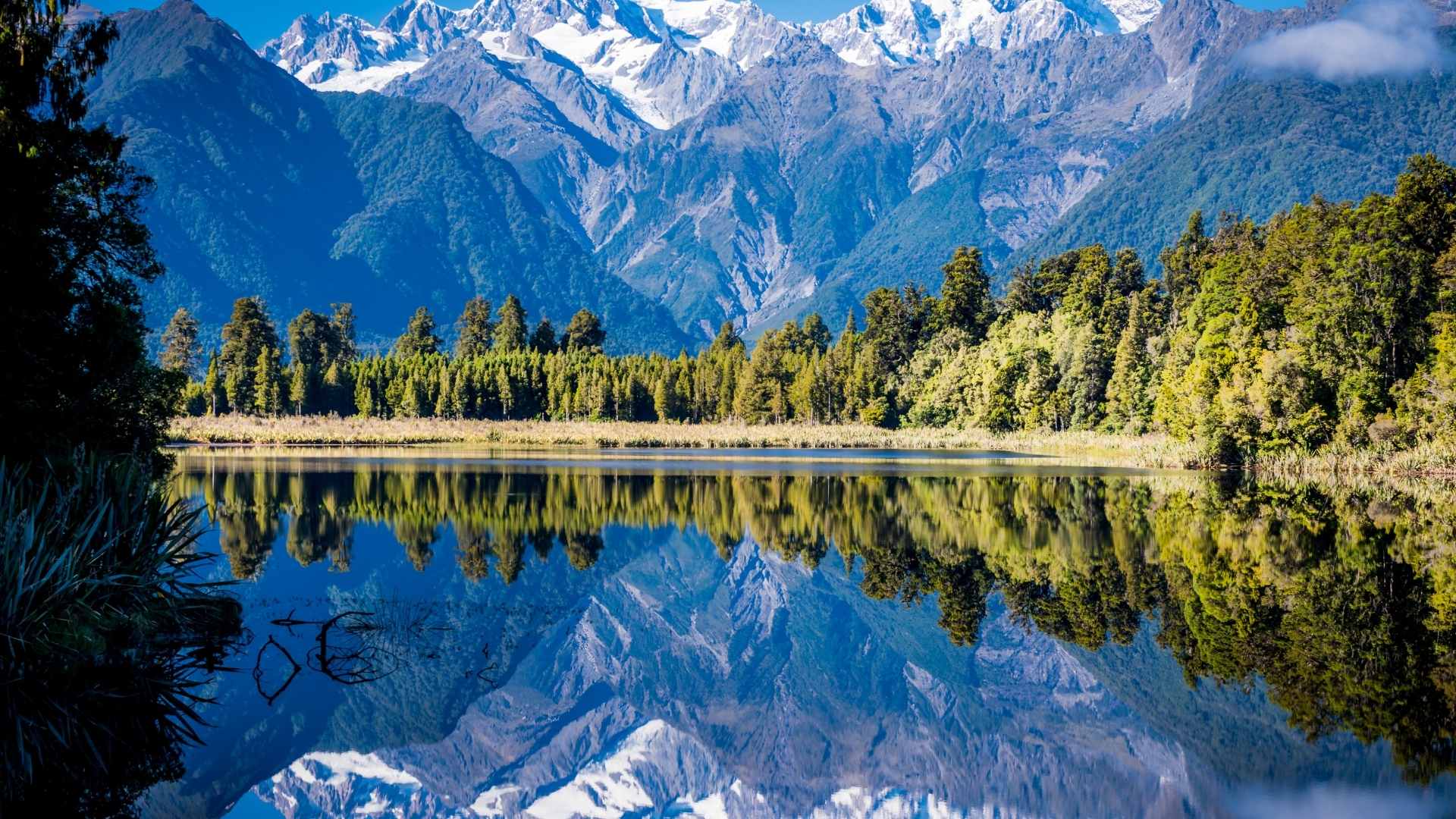 Read more about the article Top 14 Breathtaking Destinations in New Zealand