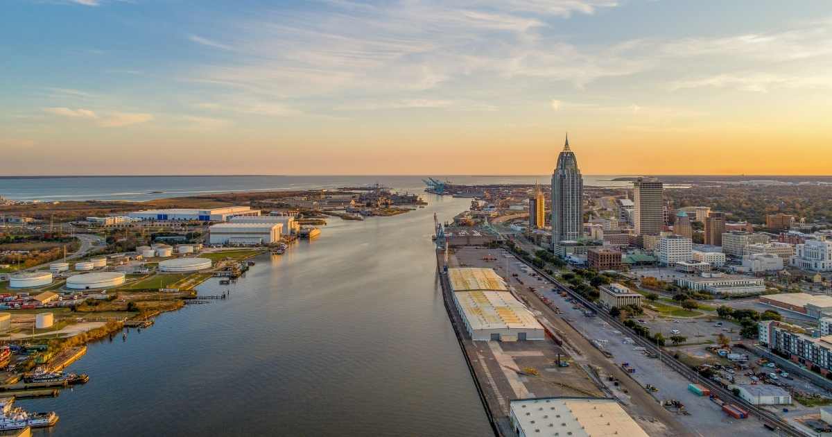 Solo Travel Experience in North America