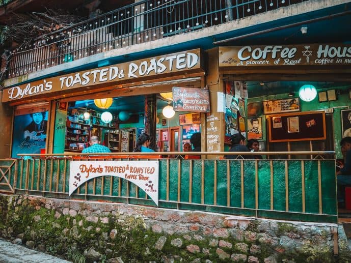 best cafe in manali - thetripsuggest