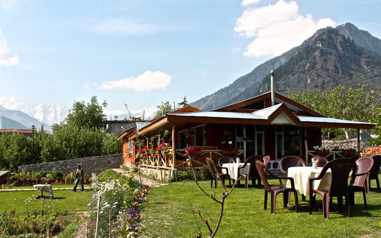 best restaurants in manali - thetripsuggest