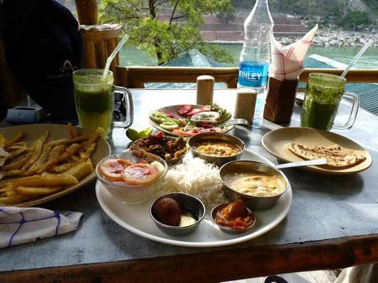 best cafe in rishikesh - thetripsuggest