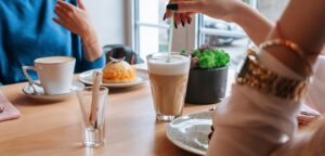 Read more about the article These Beautiful Cafes In Hauz Khas Are Worth Visiting with Your Loved Ones 