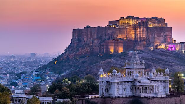 historical places in Jaipur - thetripsuggest