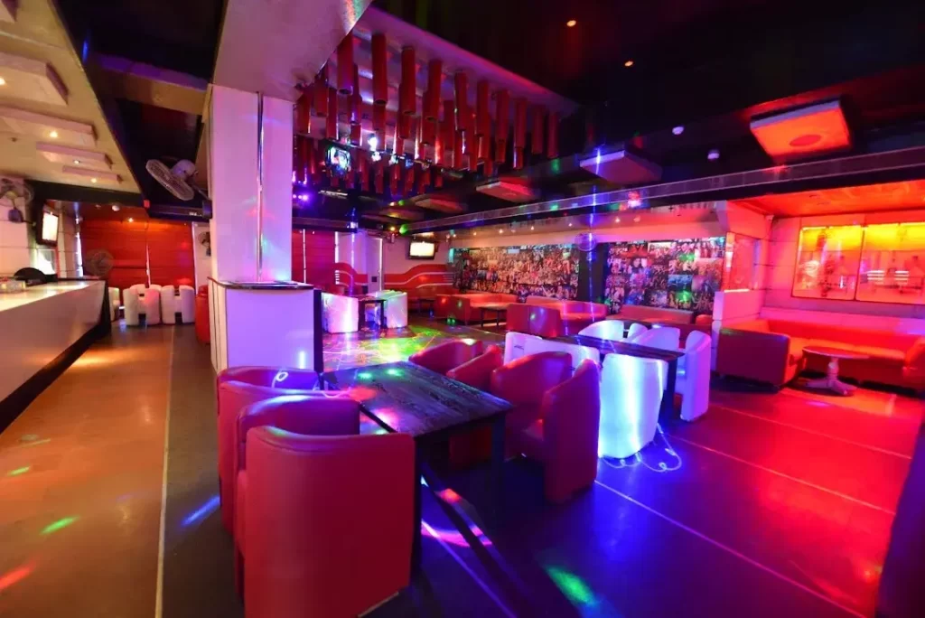 night club in Gurgaon - thetripsuggest