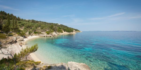 best beaches in Athens area - thetripsuggest