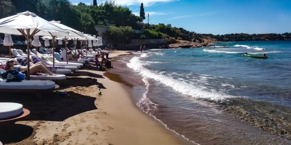 best beaches in Athens - thetripsuggest