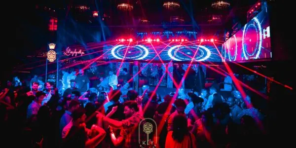 Night Club in delhi - thetripsuggest