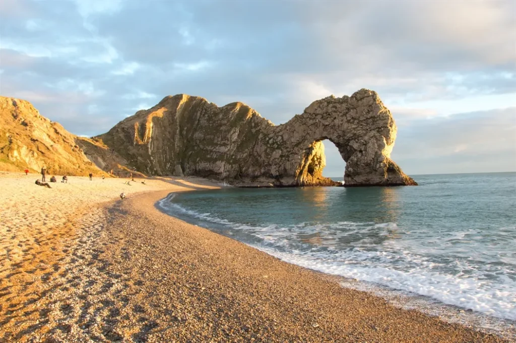 best sandy beaches in UK - thetripsuggest